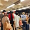 ＮＹ市内で目に付くホームレス 歩道脇や地下鉄車内「何をしだすか」