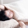 寝苦しい梅雨でもぐっすり眠るために意識したい「3つのポイント」