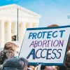「ロー対ウェイド判決」とは 連邦最高裁、中絶権認めた判決覆す草案