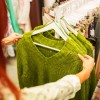 1ヶ月の「洋服代」いくら使ってる？15000円以上と答えた人はわずか5%だった。平均額や購入頻度は？