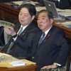 首相、来夏参院選でも反省要求