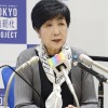 小池氏「総務相、はしご上れず」