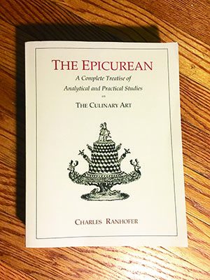 ランホーファー著「美食家大全」（1903年刊）は、アメリカの料理史を語る上で避けて通れない貴重なレシピ本。ほとんどの記載料理が今は「絶滅」している