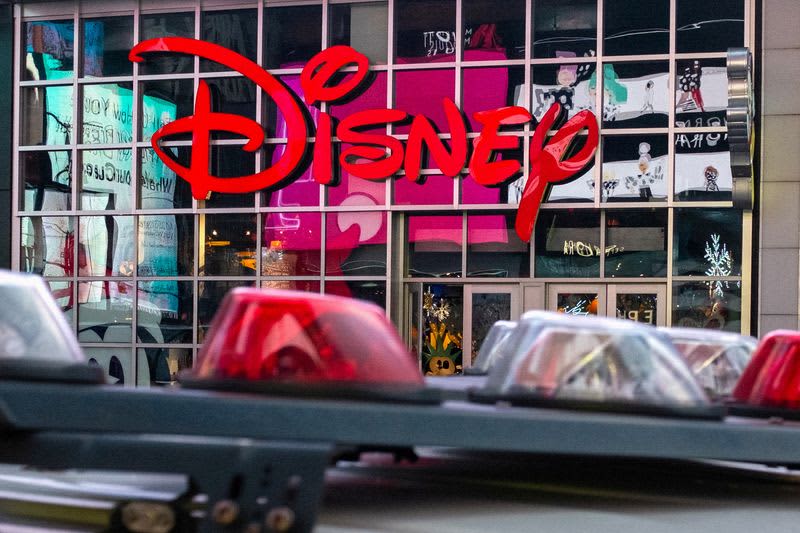 米ディズニー10 12月期 売上高が予想上回る 国内テーマパーク事業回復 Dailysun New York